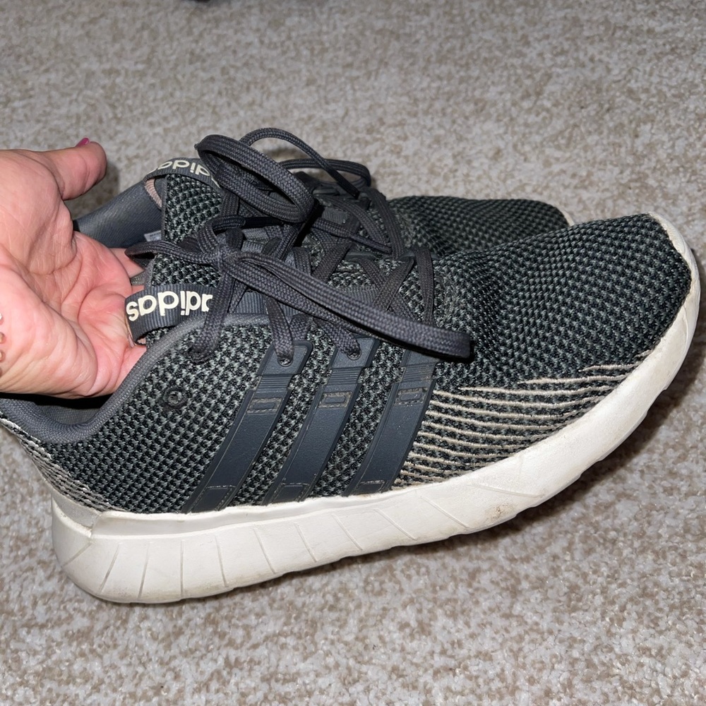 Adidas Tennis Shoes